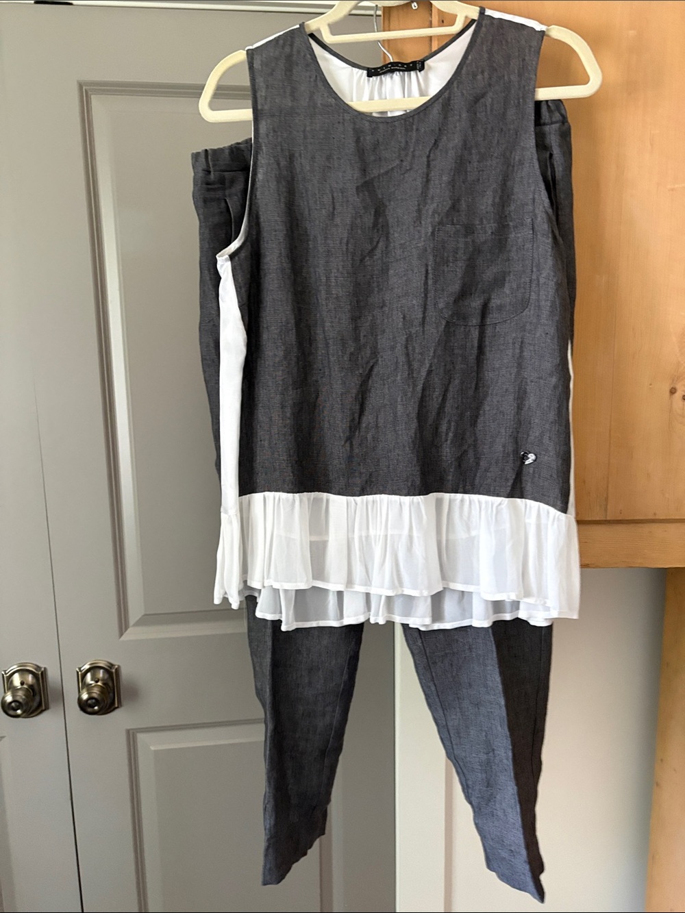Twin-Set Charcoal Gray and White Two-Piece Pants Set